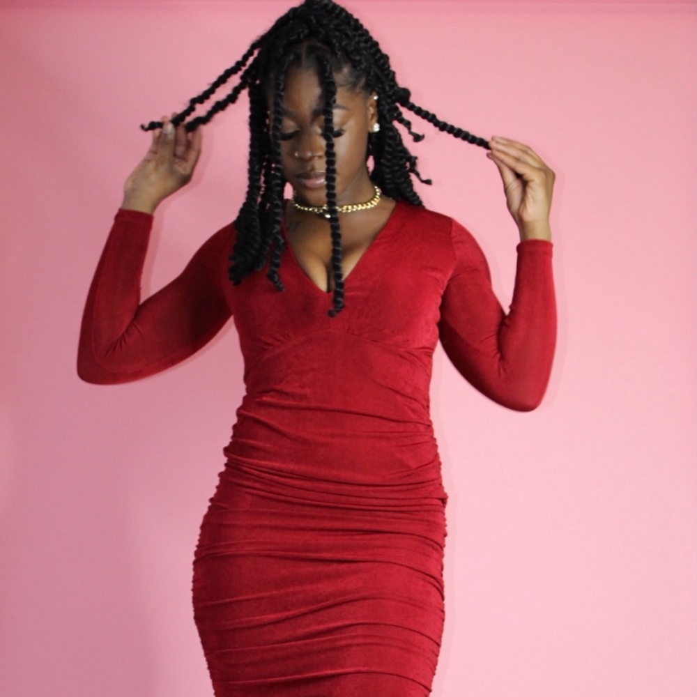 Red Body hugging dress w/ ruching detail
